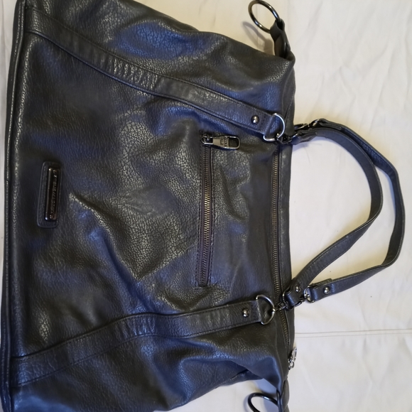 Steve Madden Handbags - Steve Madden purse